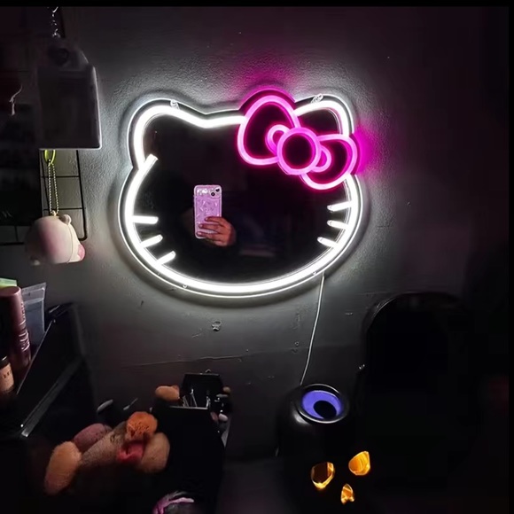 *ONE LEFT - LAST ONE!!** Hello Kitty Neon Dimmable Illuminated Wall Mirror - Picture 2 of 6